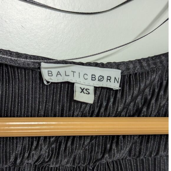 Baltic Born Venus Pleated Maxi Dress Long Sleeve Wrap Surplice Blackk Bridesmaid - Picture 4 of 5